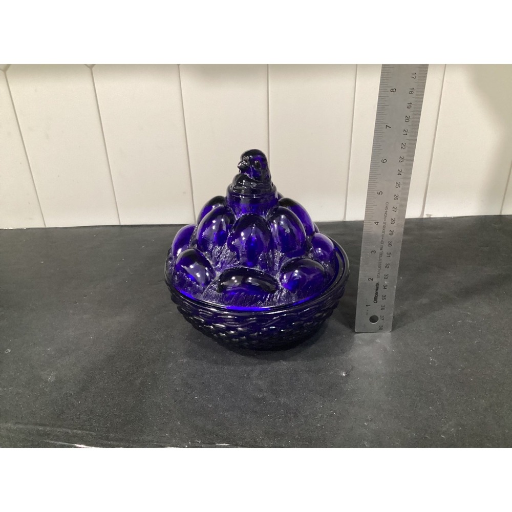 Westmoreland Cobalt Blue Chick on Egg Pile Lidded